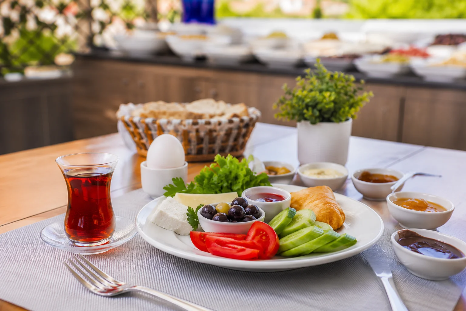 Kahvaltı - Serpme kahvaltı tabağı